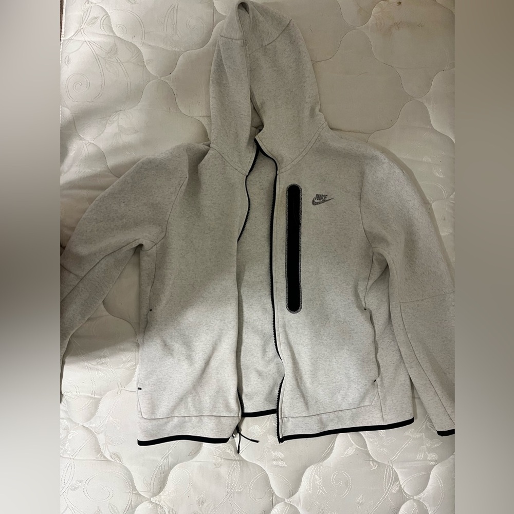 nike tech